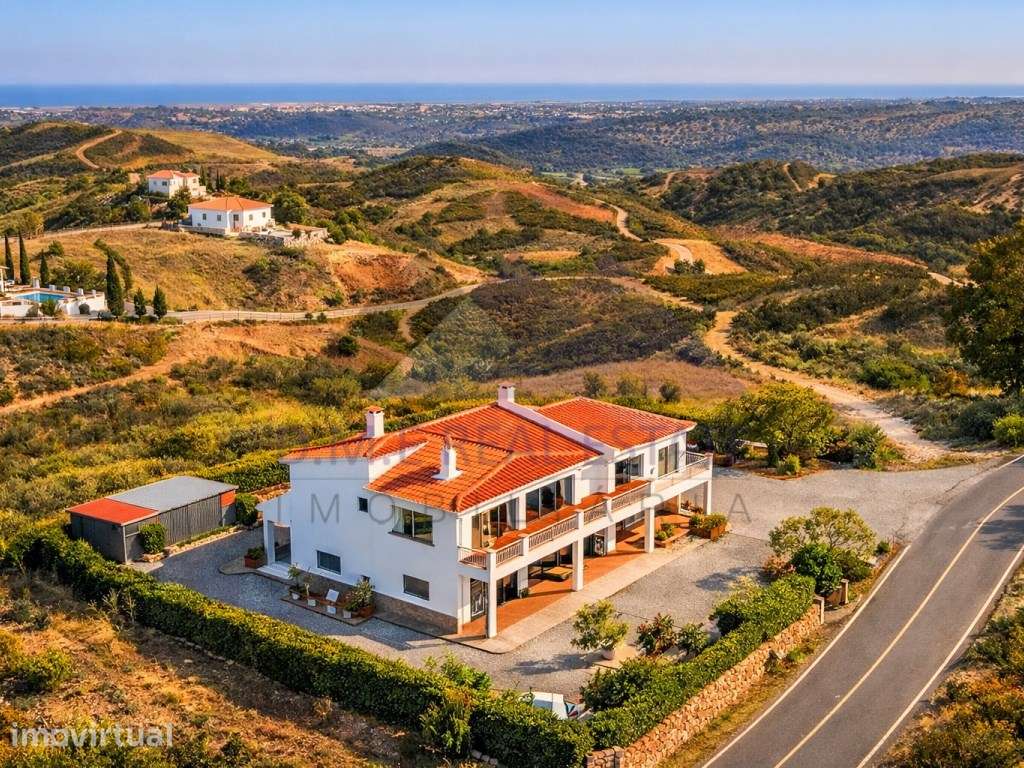 Moradia Independente com Espaço Comercial | Terreno Misto de 4.590 ... - Grande imagem: 3/27