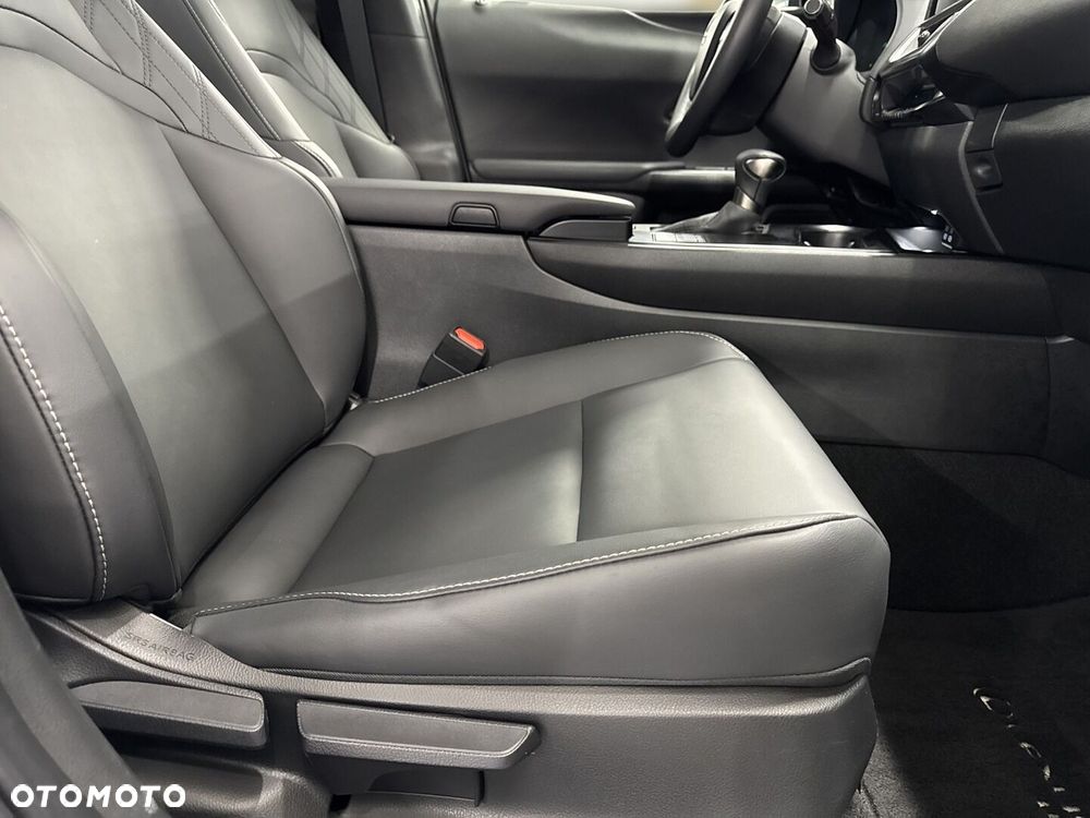 Lexus UX 250h GPF F Sport Design 2WD - 25