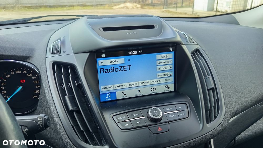 Ford Kuga 1.5 EcoBoost 2x4 ST-Line - 25