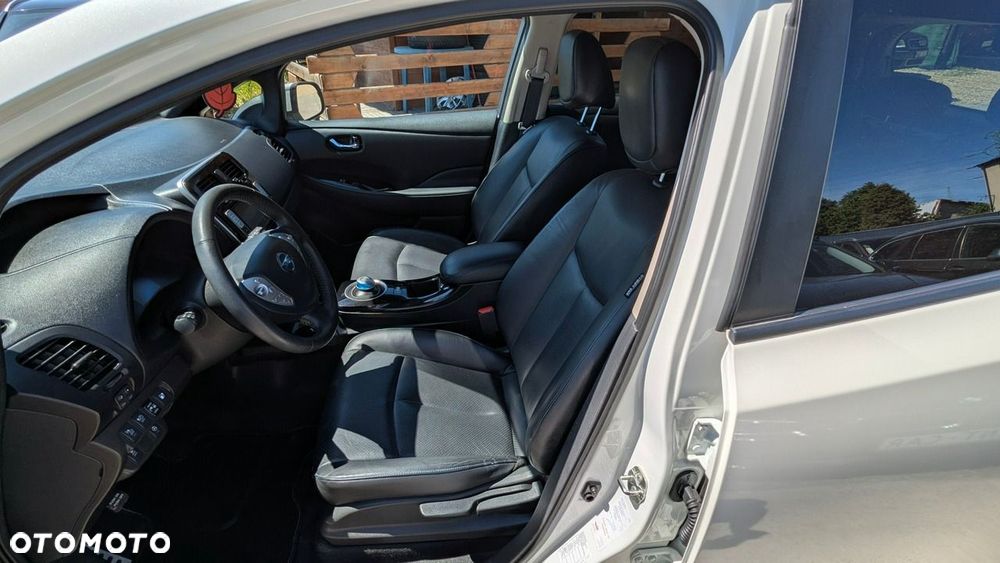 Nissan Leaf 24 kWh (mit Batterie) Tekna - 17