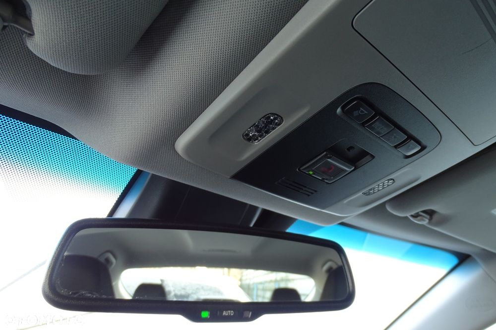 Toyota Camry 2.5 Hybrid Comfort CVT - 31