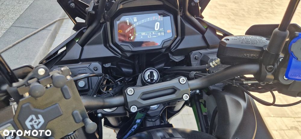 Kawasaki Versys 650 - 10