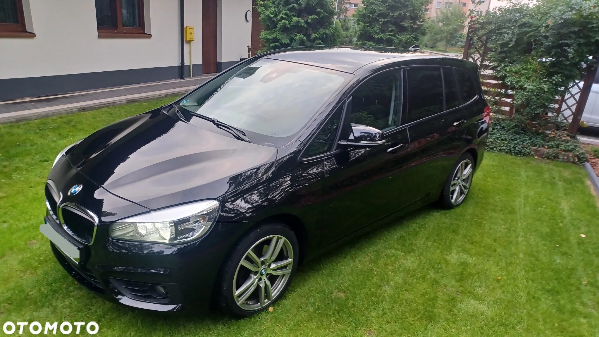 BMW Seria 2 218d - 7