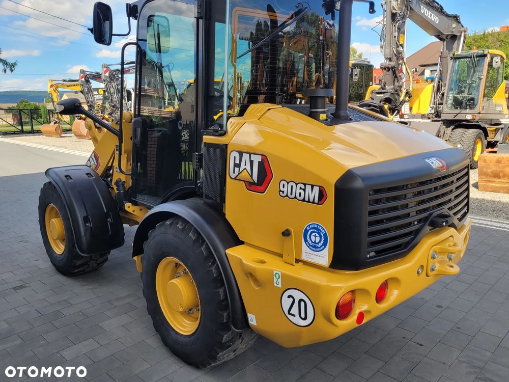 Caterpillar 906M / nowy model 2022r. / łyżka otwierana + widły / SUPER STAN - 4