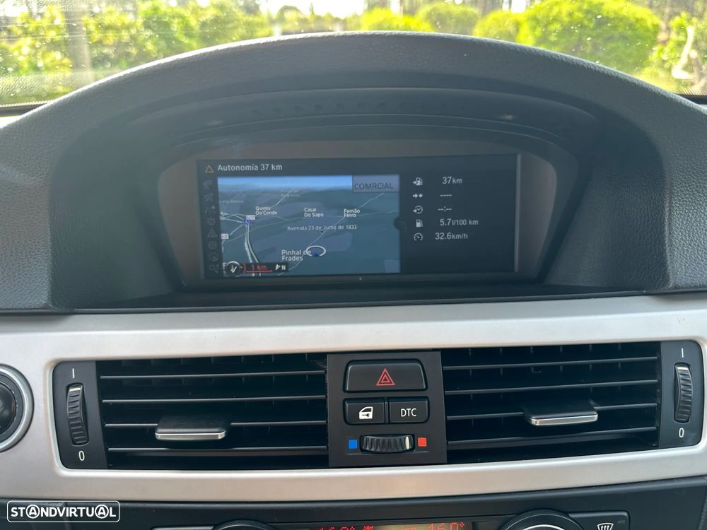 BMW 318 d Navigation - 28