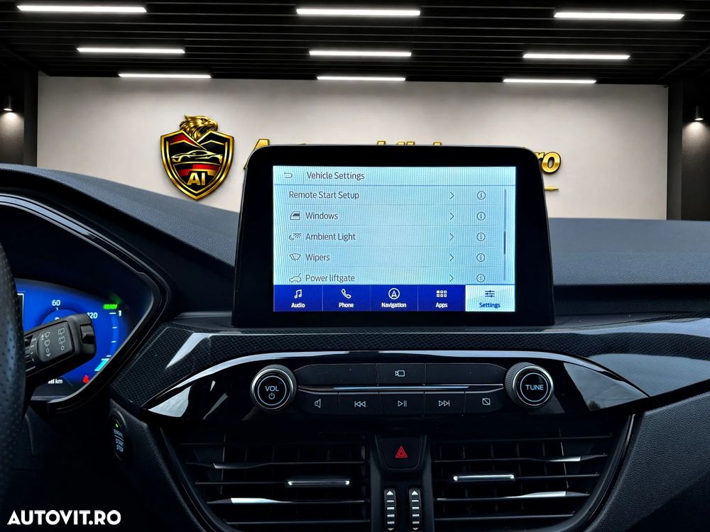 Ford Kuga 2.5 Duratec PHEV ST-LINE X - 17