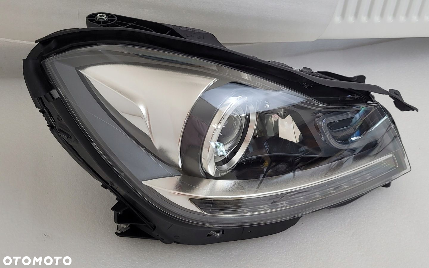LAMPA PRAWA MERCEDES C-KLASA W204 ILS LIFT 2011- XENON A2048204439 NOWA - 3