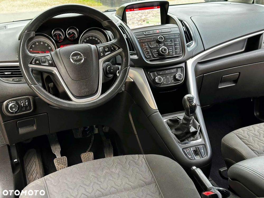 Opel Zafira 1.4 Turbo (ecoFLEX) Start/Stop Innovation - 23