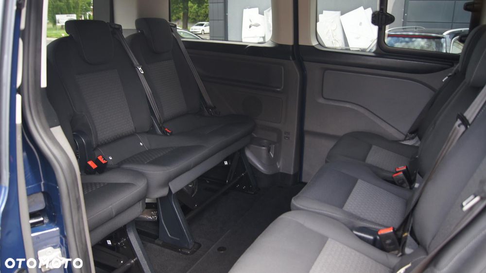 Ford Tourneo Custom 2.0 EcoBlue L1 Titanium - 18