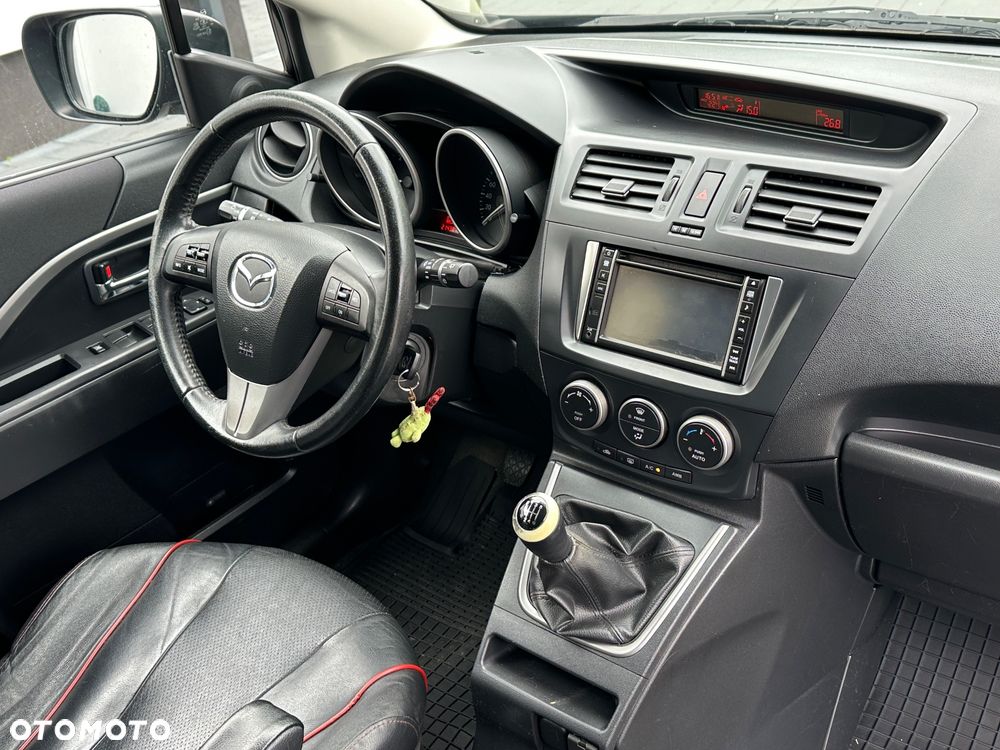 Mazda 5 - 15