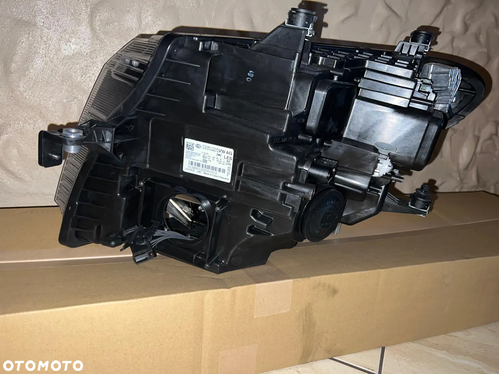 MAN TGE Lampa przednia prawa prawy przód NOWA 7C2941774B 7C2 - 9
