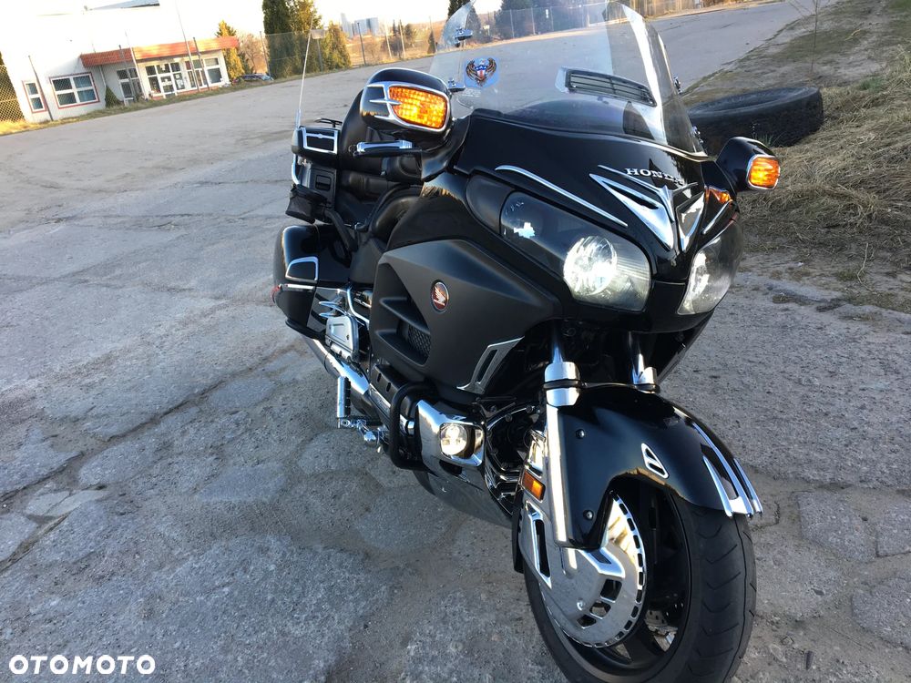 Honda GL - 5