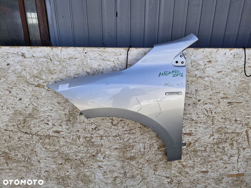 RENAULT MEGANE III 3 BŁOTNIK LEWY PRZÓD PRZEDNI - 1