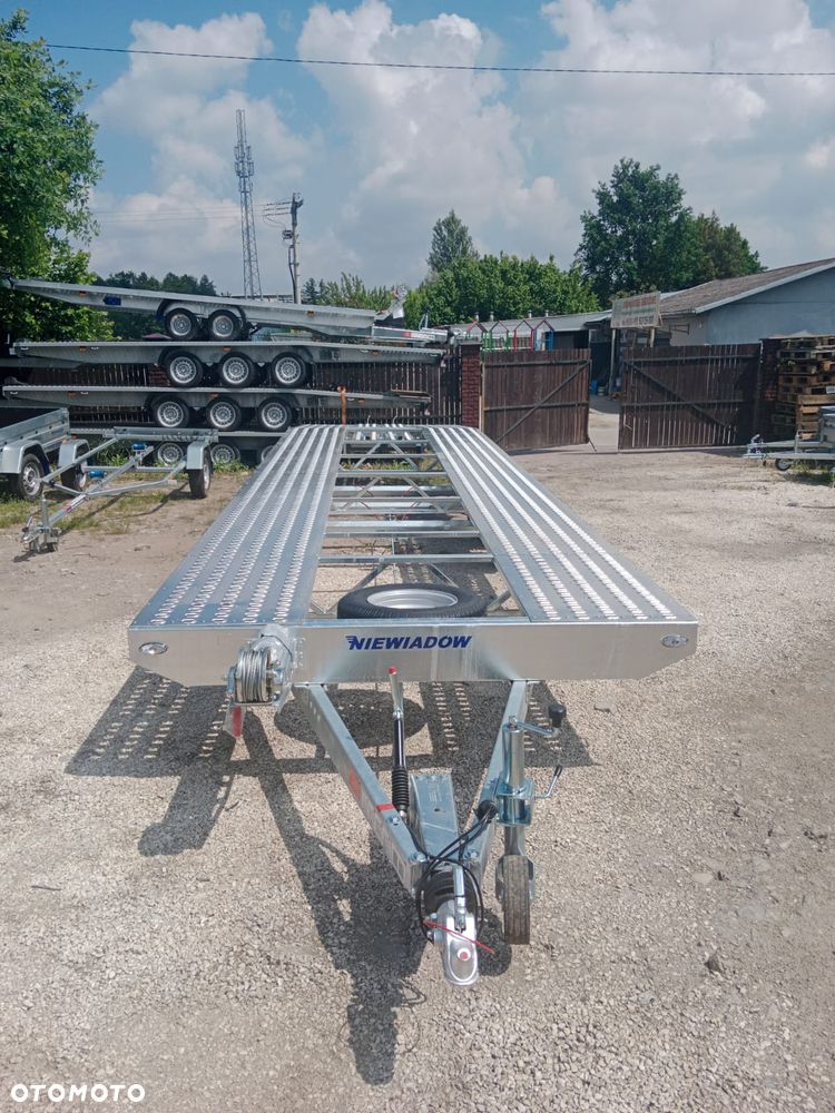 Niewiadów Indiana 8,5 m, pod 2 auta - 3
