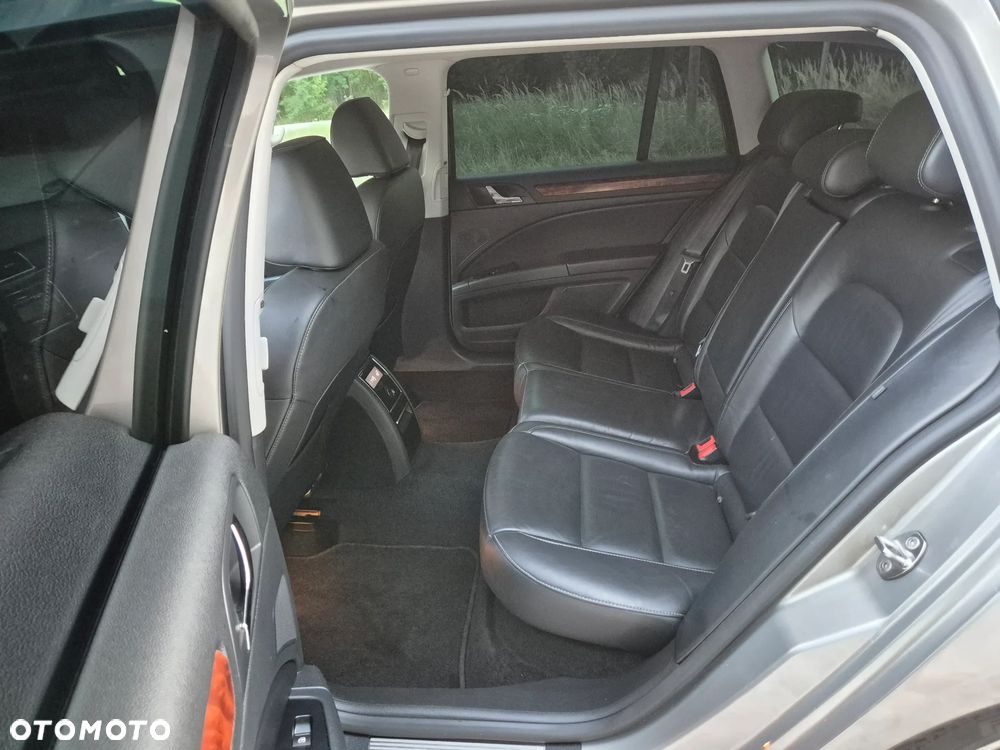 Skoda Superb 1.8 TSI Elegance - 27