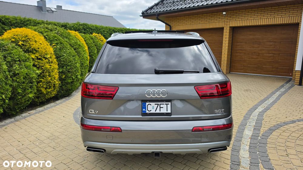 Audi Q7 - 18