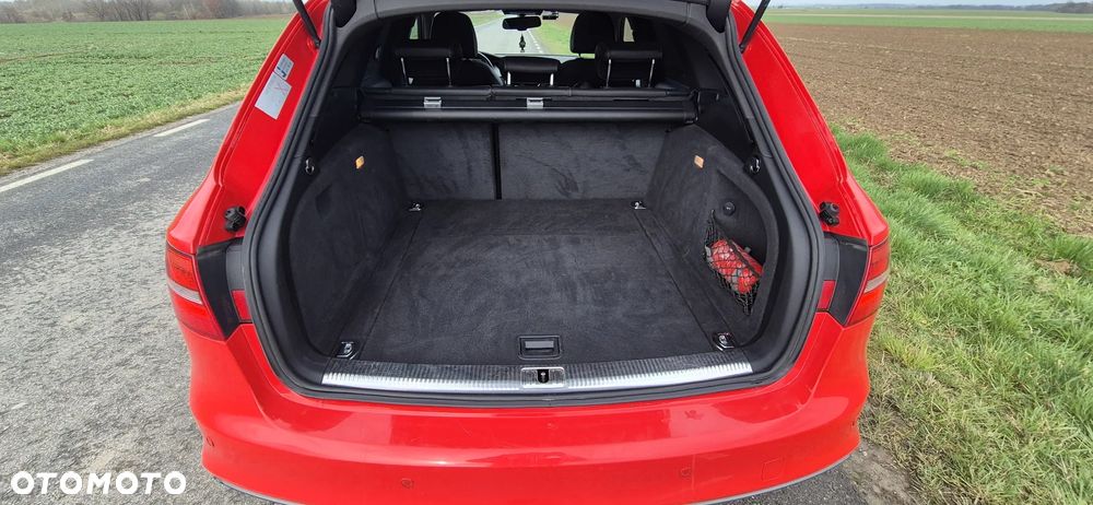 Audi A4 Avant 2.0 TDI - 10