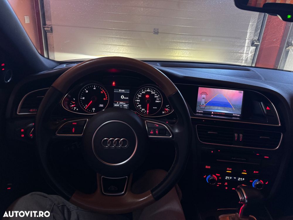 Audi A4 2.0 TDI DPF multitronic S line Sportpaket - 40