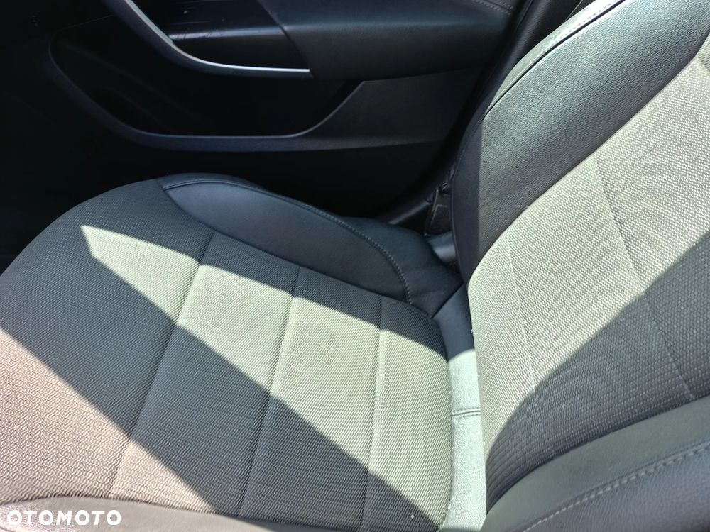 Opel Insignia 2.0 CDTI - 19