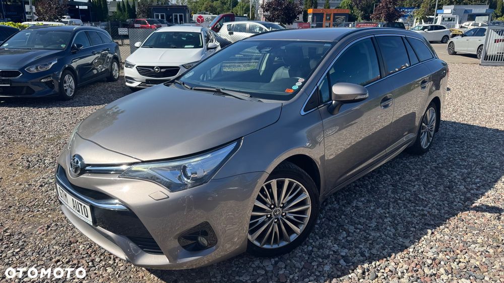 Toyota Avensis Touring Sports 1.8 Multidrive S Executive - 4