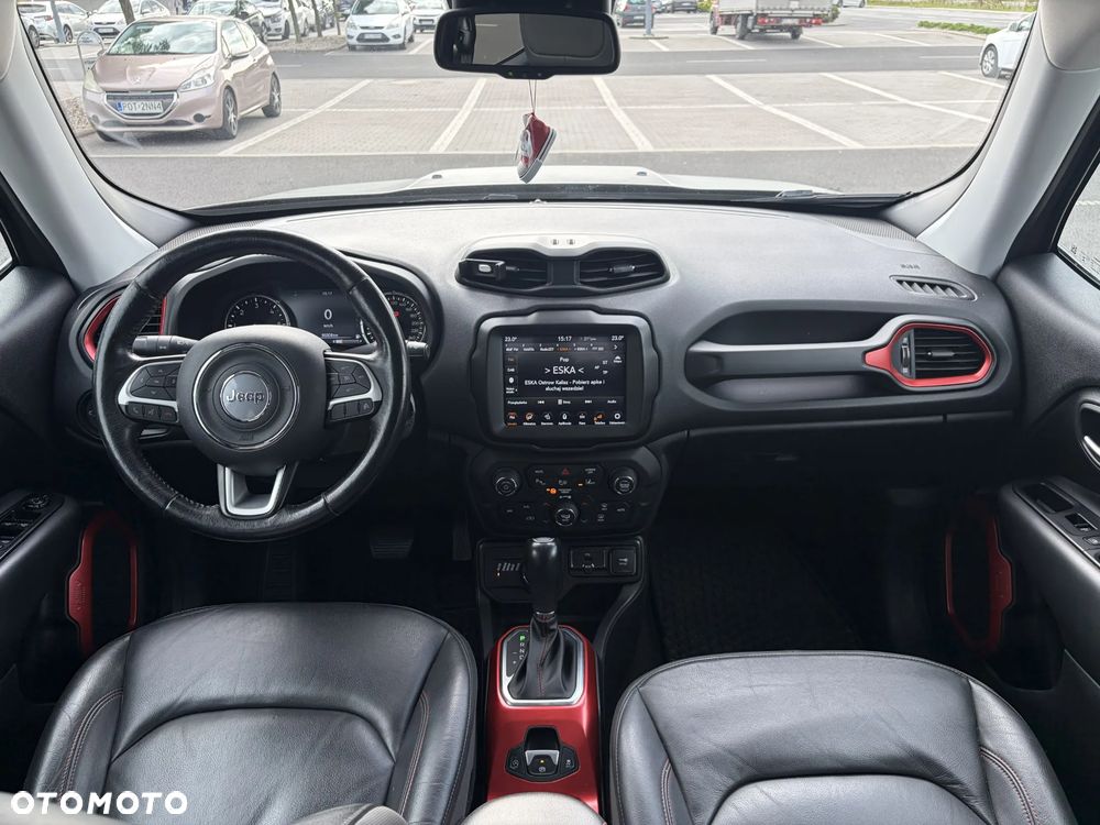 Jeep Renegade - 26