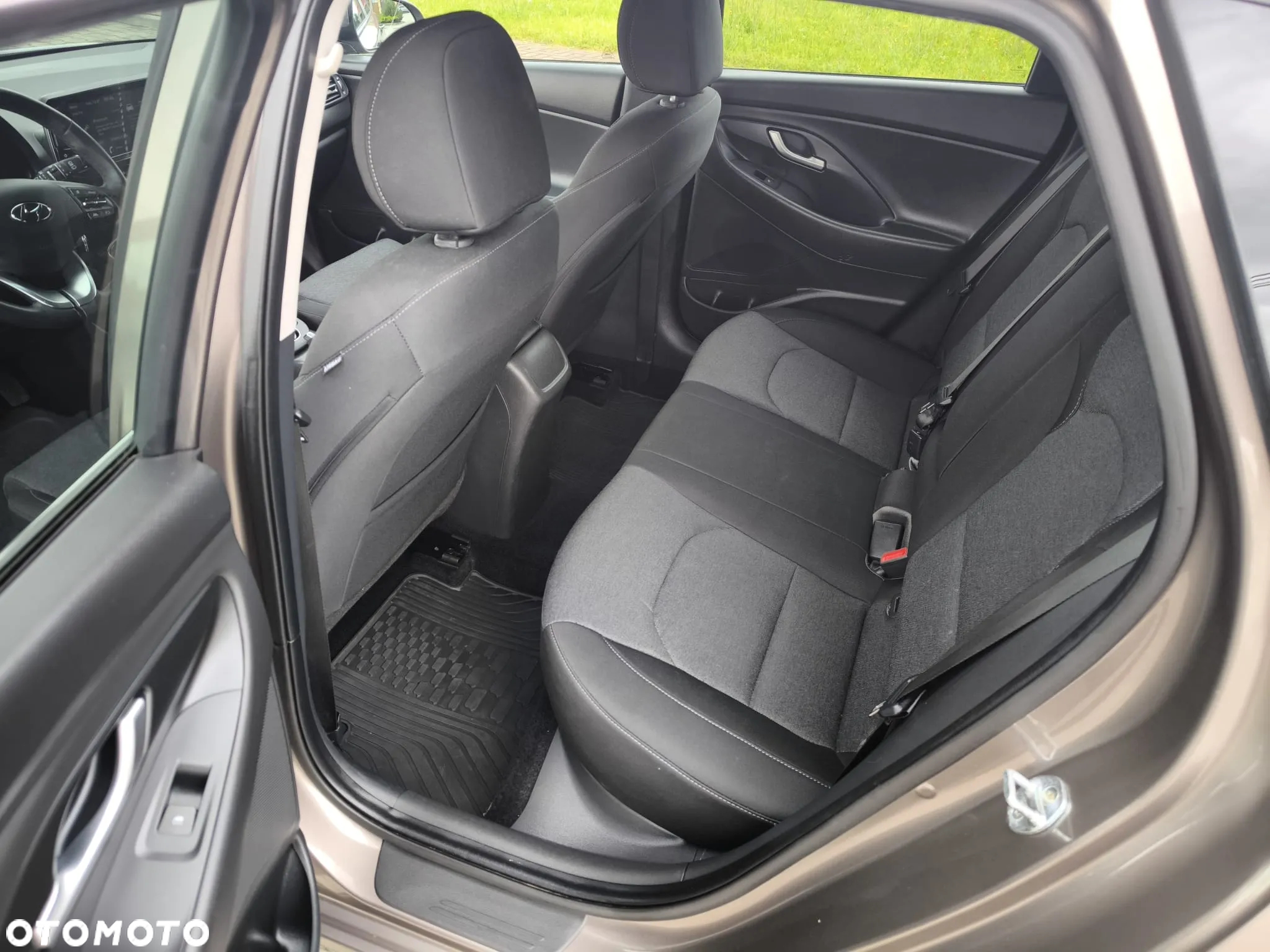 Hyundai i30 1.5 T-GDI 48V Premium DCT - 16
