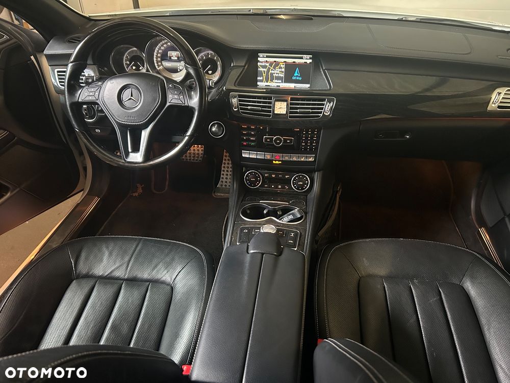 Mercedes-Benz CLS 500 4Matic 9G-TRONIC - 11