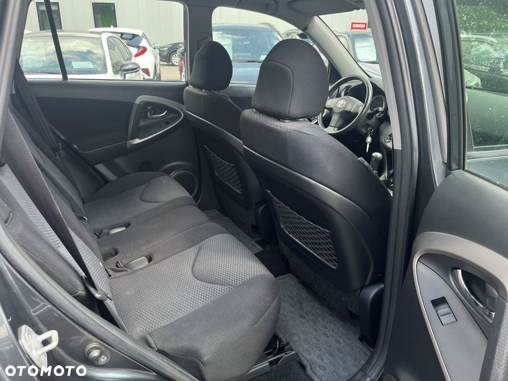 Toyota RAV4 2.0 VVT-i Sol - 14