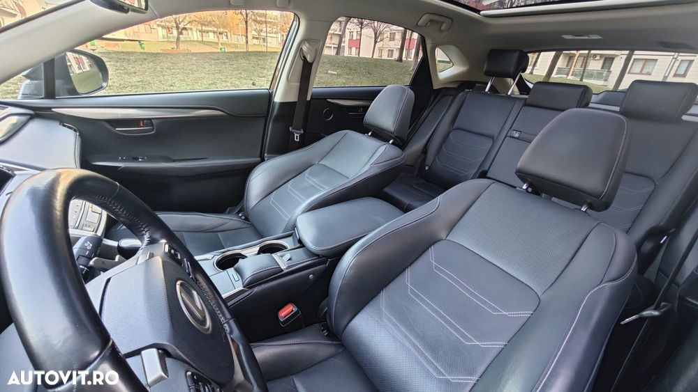 Lexus Seria NX 300h Executive Line - 12