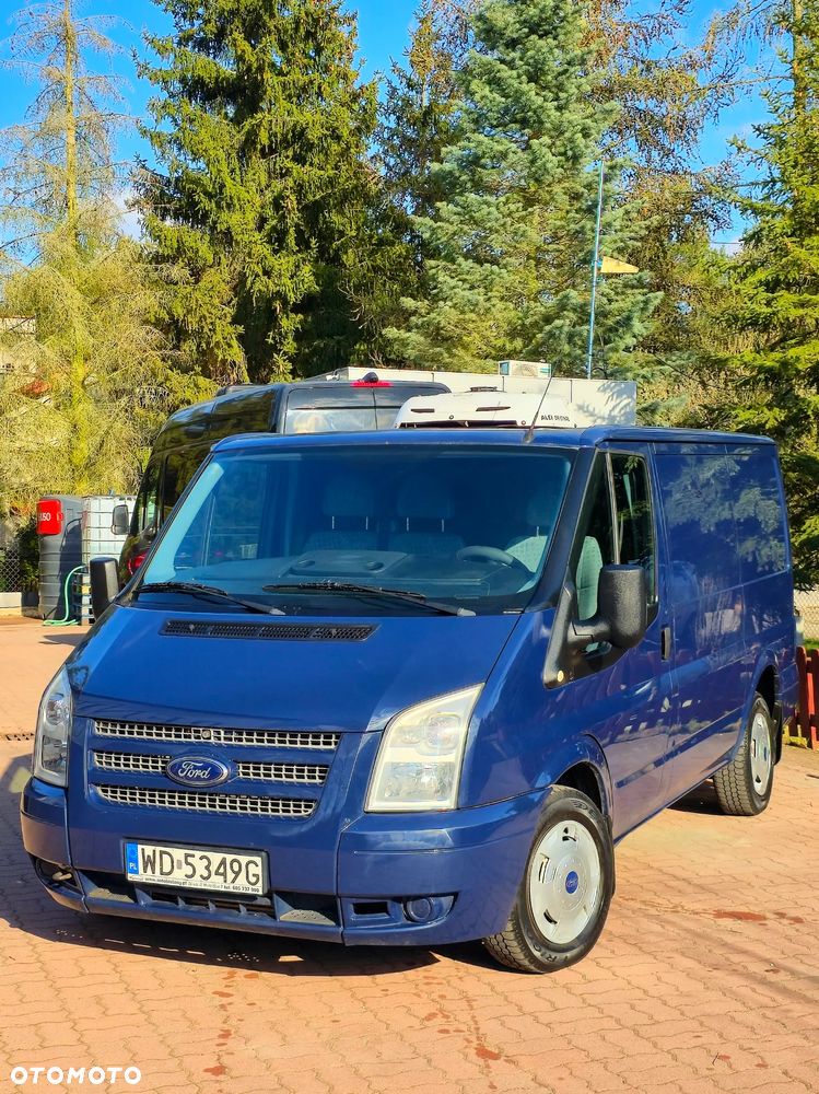 Ford Transit - 1