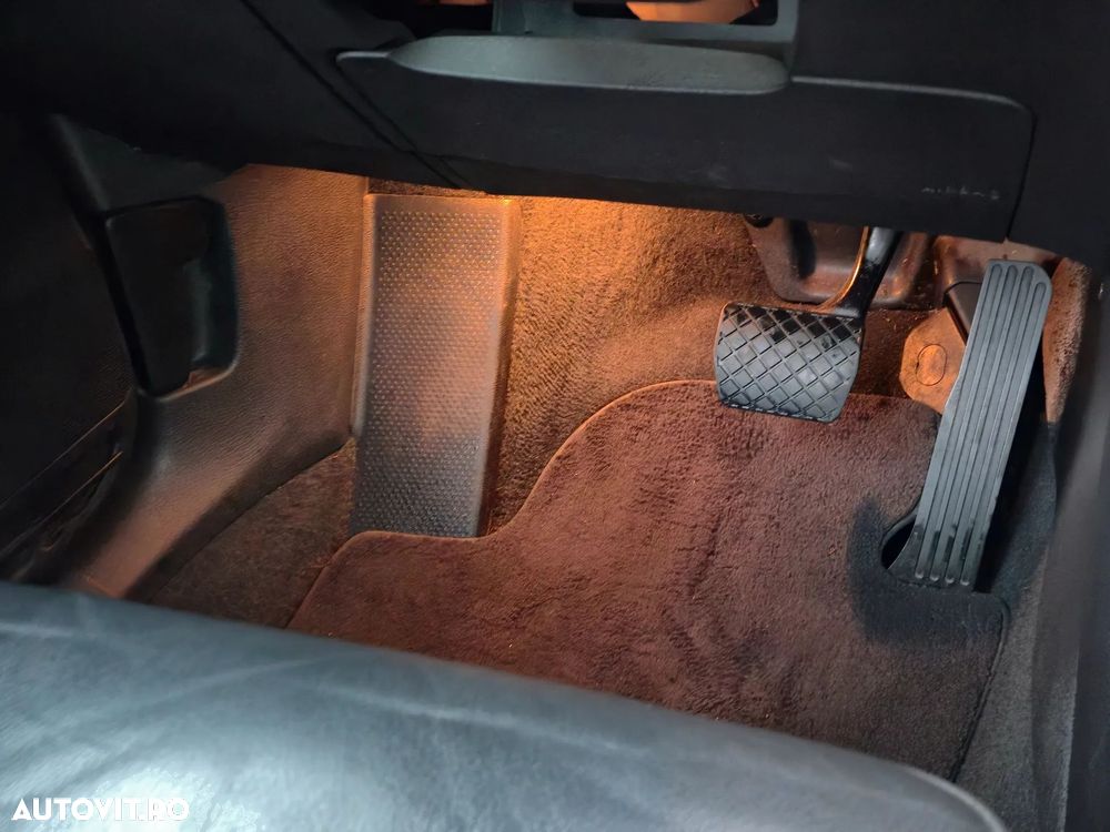 Volkswagen Sharan 2.0 TDI DSG Highline - 13