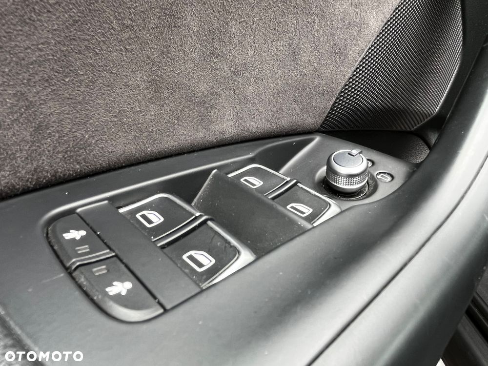 Audi Q3 2.0 TDI Quattro Sport S tronic - 24
