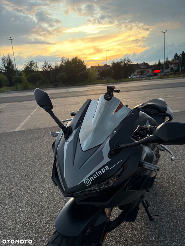 Honda CBR - 3