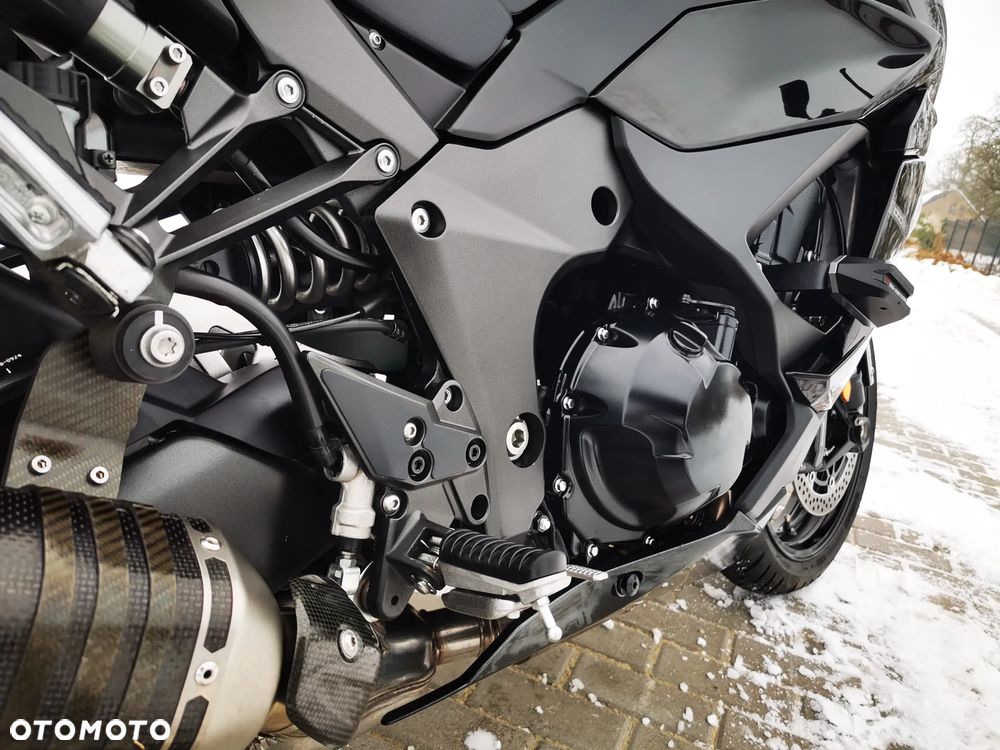 Kawasaki Ninja 1000 SX - 27