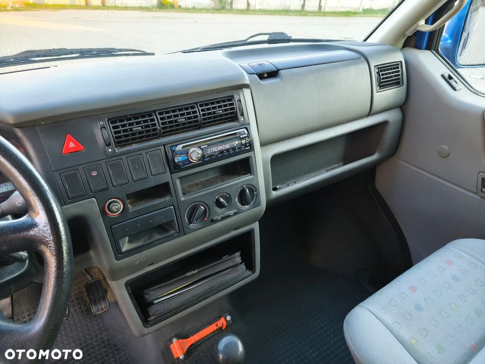 Volkswagen Transporter Mixt - 6
