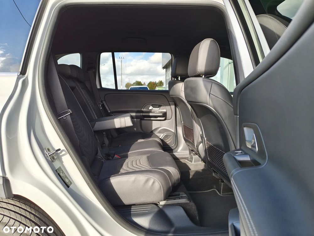 Mercedes-Benz GLB 200 4-Matic Style 8G-DCT - 21
