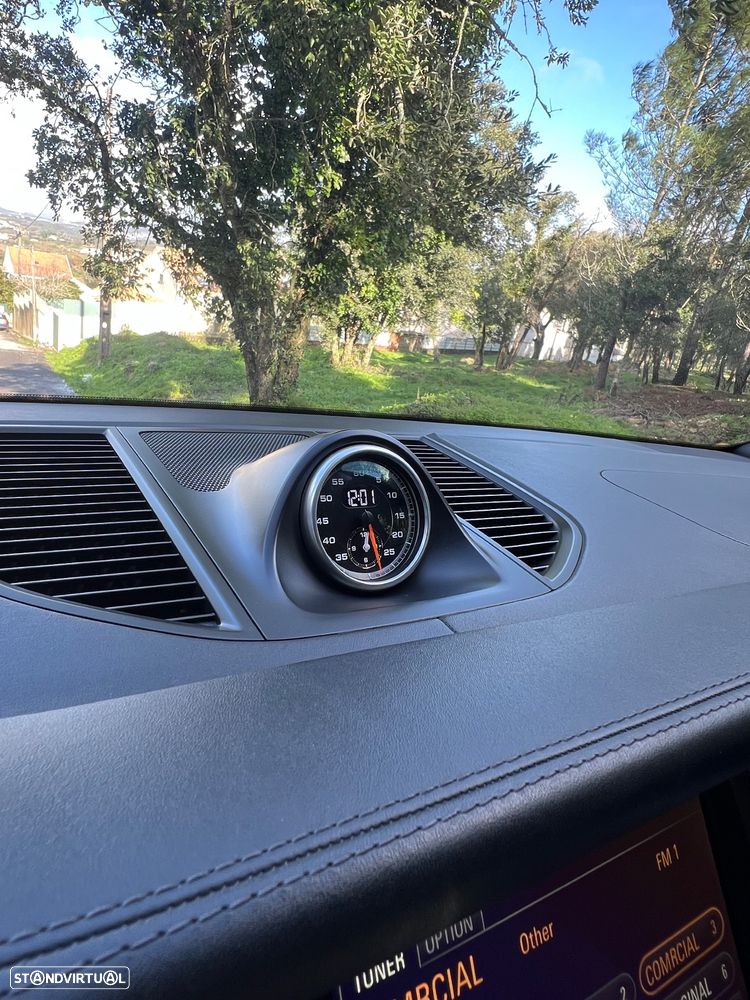 Porsche Macan S - 16