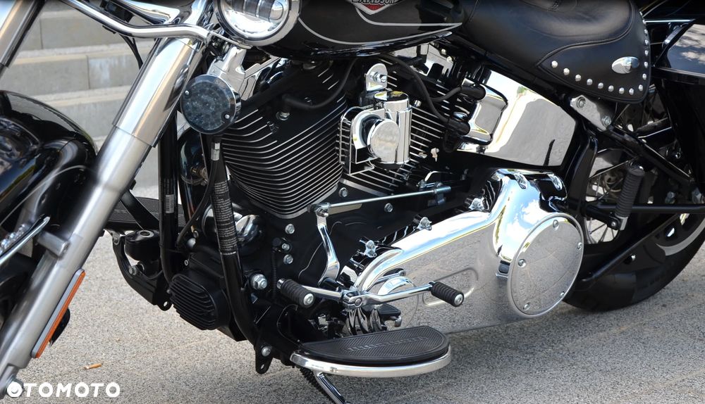 Harley-Davidson Softail Heritage Classic - 6