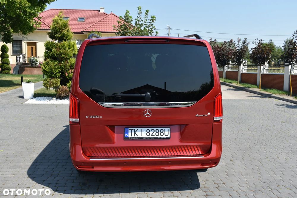 Mercedes-Benz Klasa V - 6
