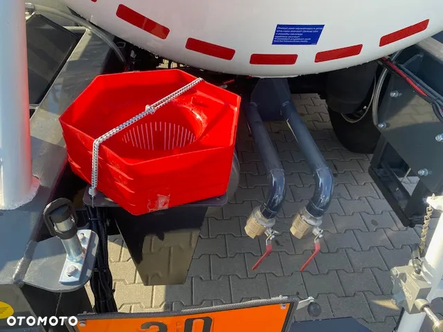 Kassbohrer STB 39/5 cysterna do przewozu paliw Kässbohrer - 13