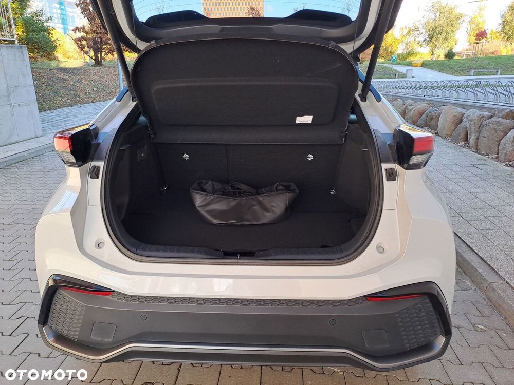 Toyota C-HR 2.0 PHEV Dynamic Force GR Sport - 29