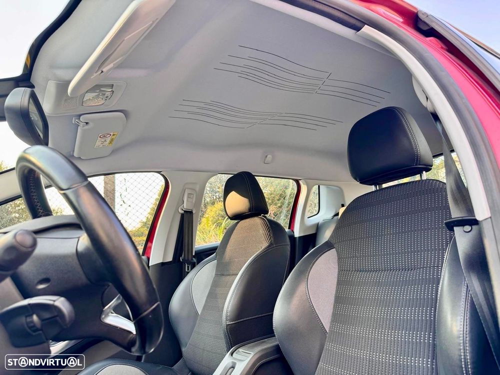 Peugeot 2008 1.2 PureTech Allure - 14