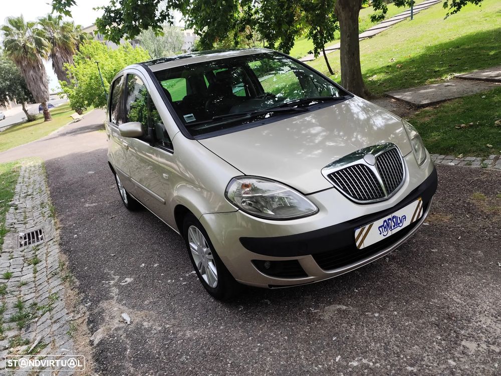 Lancia Musa 1.3 16V M-jet Oro Executive - 1