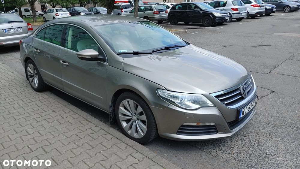 Volkswagen CC 2.0 TDI Comfortline DSG - 2