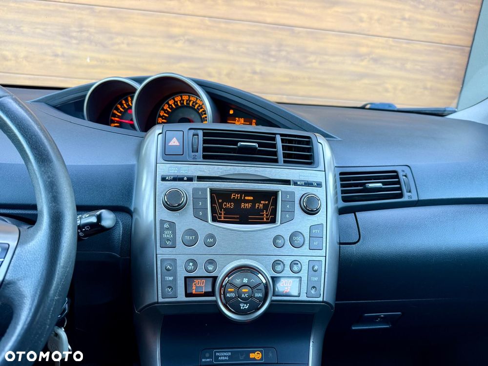 Toyota Verso - 22