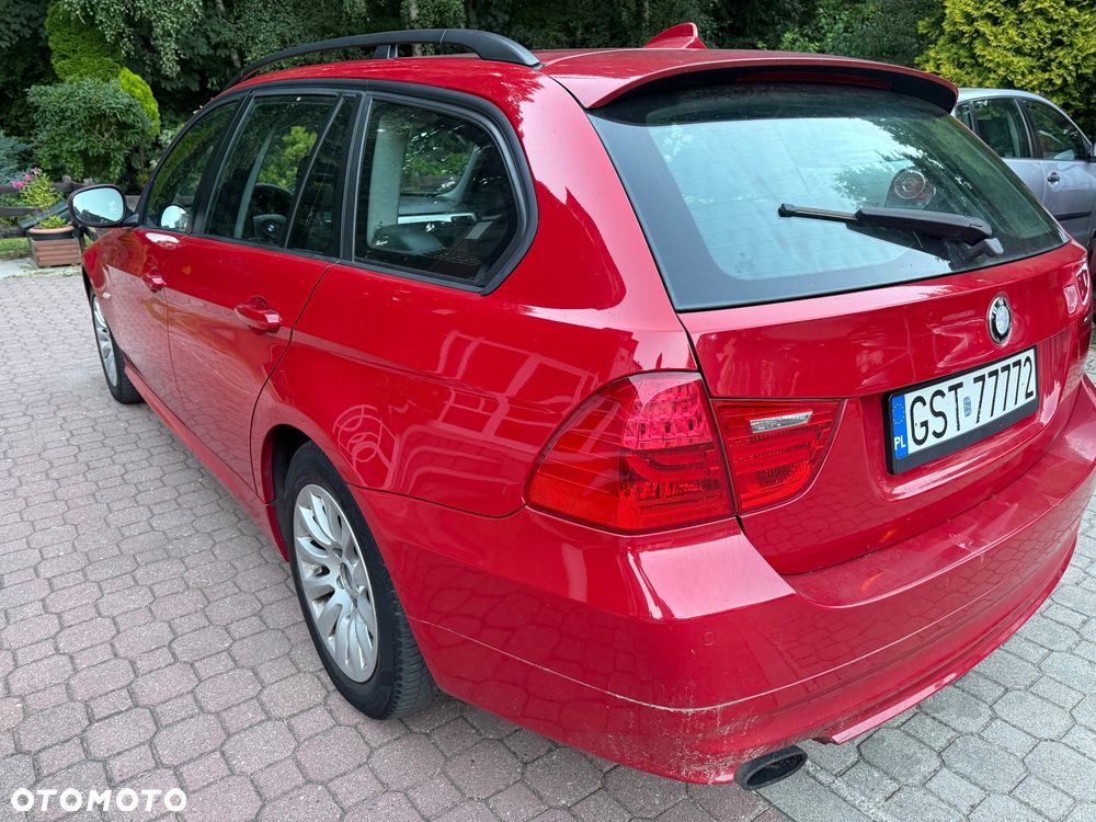 BMW Seria 3 320i - 6