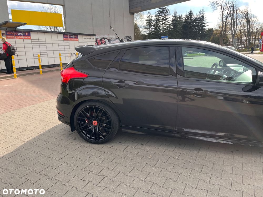 Ford Focus 2.0 EcoBoost ST - 5