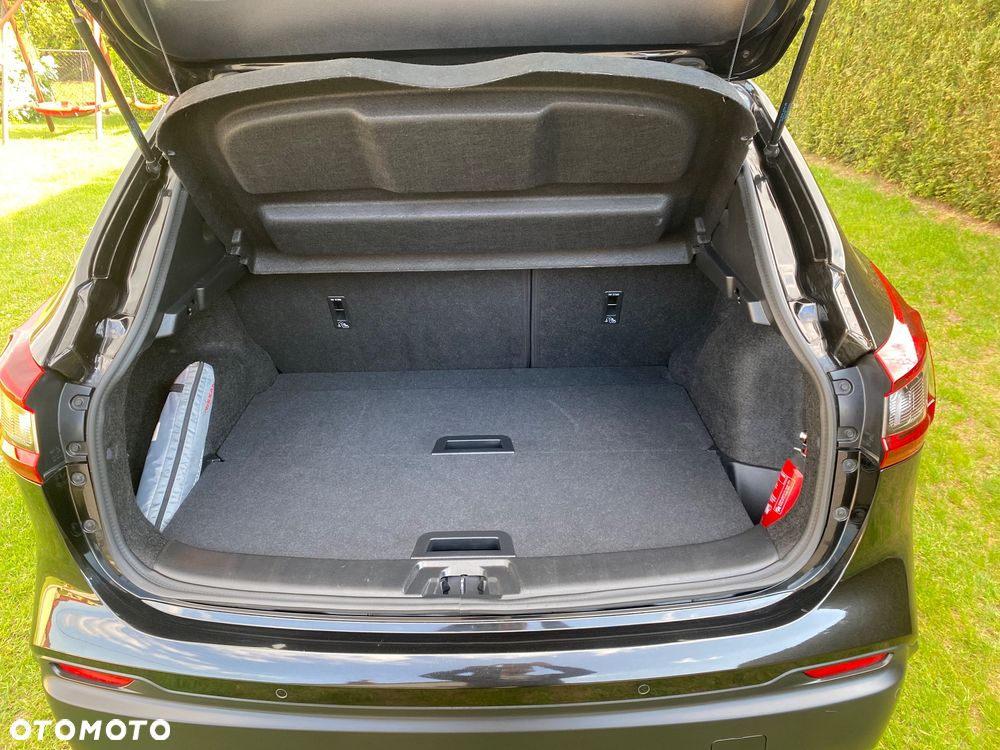 Nissan Qashqai 1.5 dCi Tekna - 16