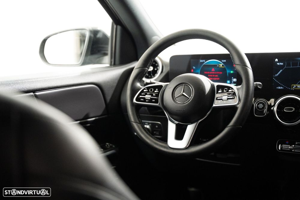 Mercedes-Benz GLA 250 e Progressive - 19
