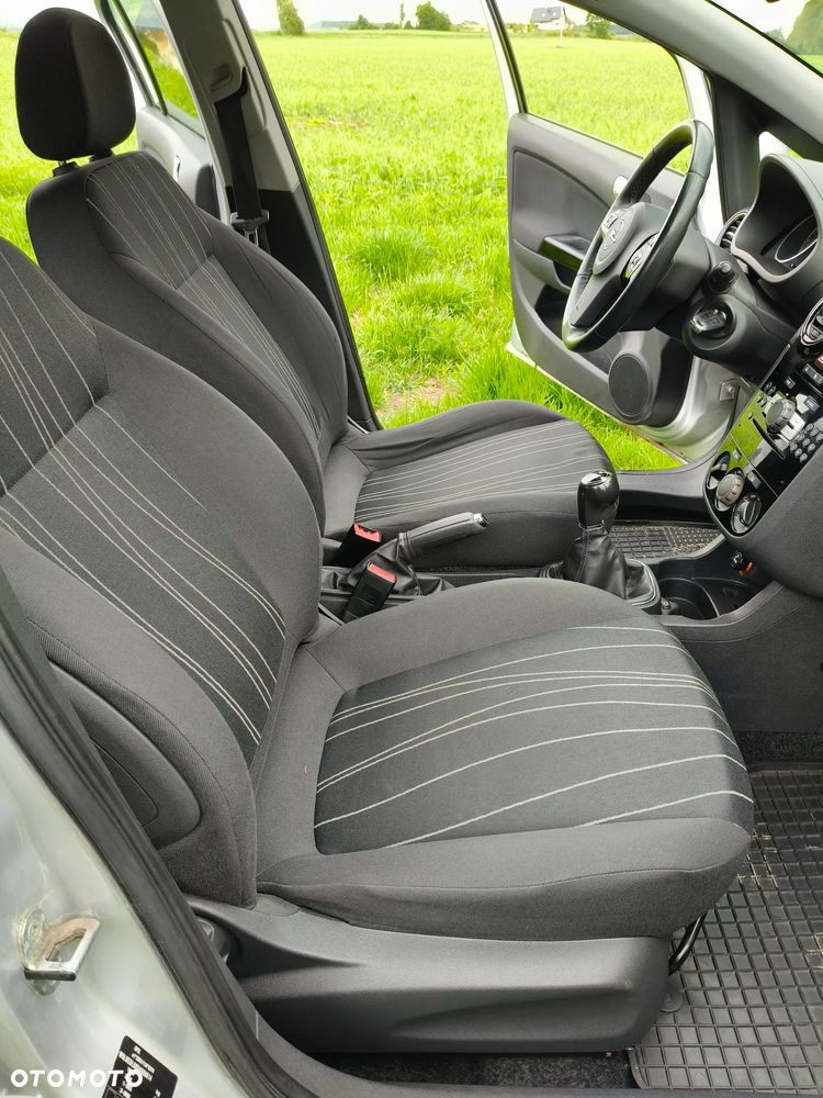 Opel Corsa 1.4 16V Edition 111 Jahre - 10